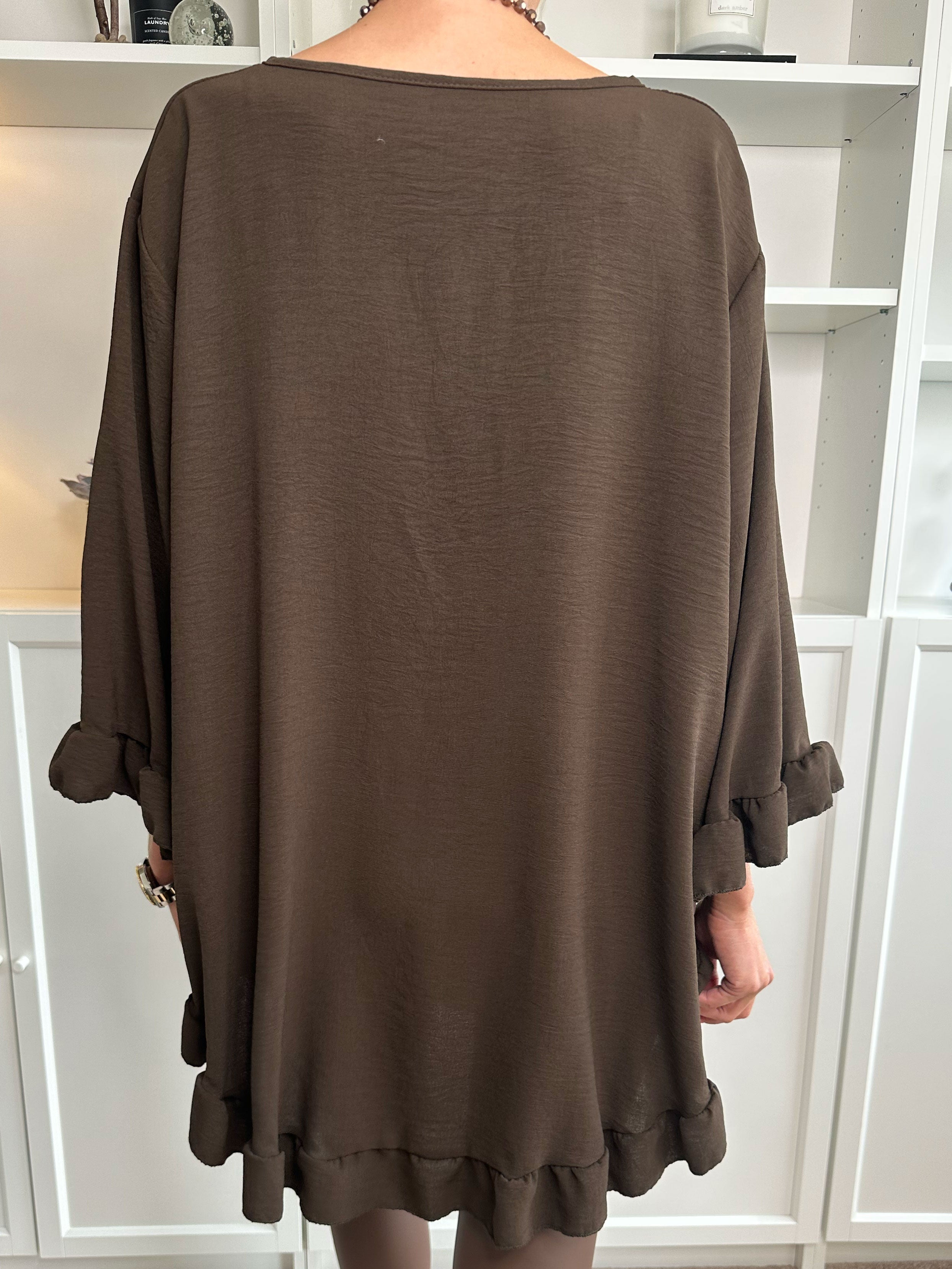 Mio Long - Söt tunika med volangkanter